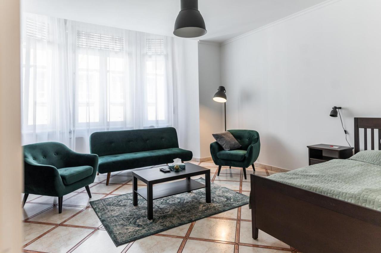 City-hotel 4*