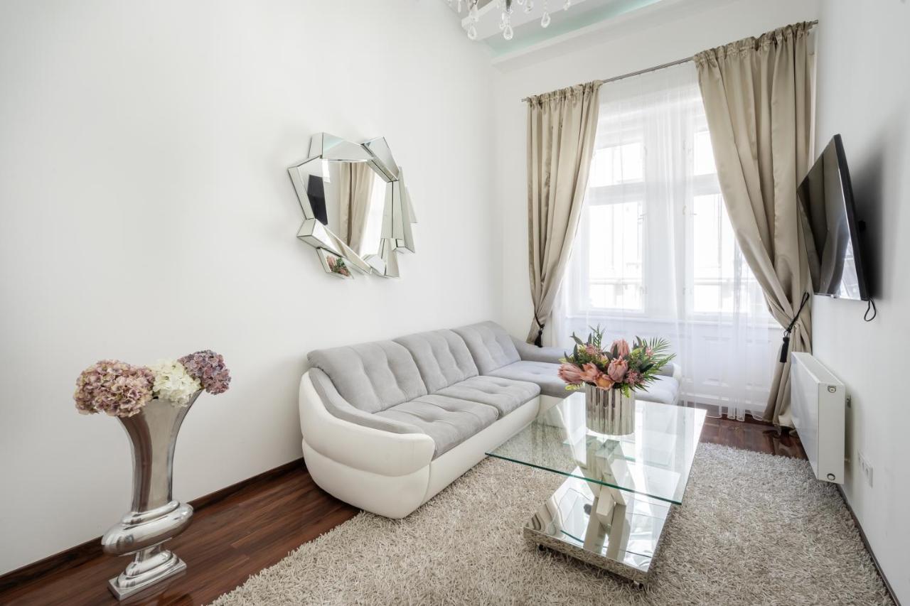 Opera Luxury With Free Parking Budapest