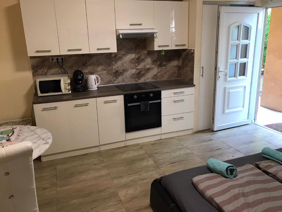 Lejlighed Roland Apartmant Zuglo *