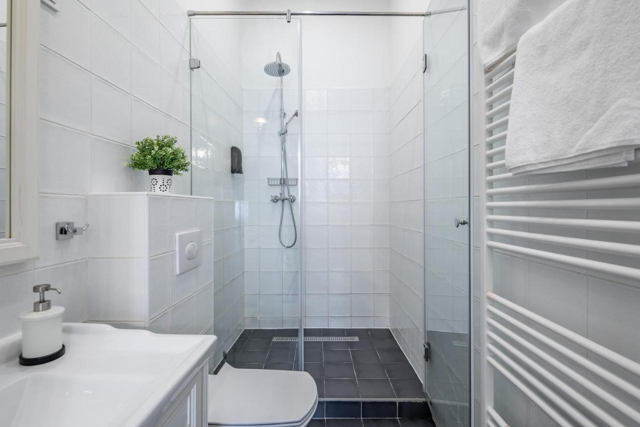 Luxurious At Center Appartement