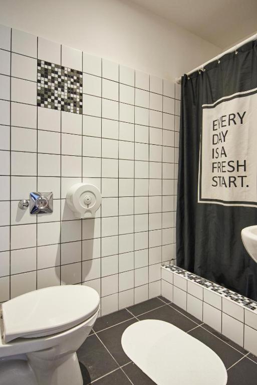 B3 Apartment