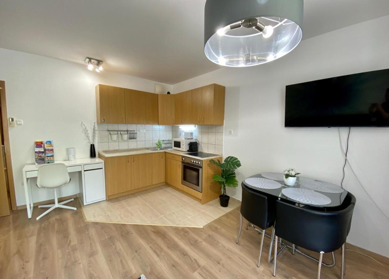 Orangehomes One Bedroom Design Apartment Budapest