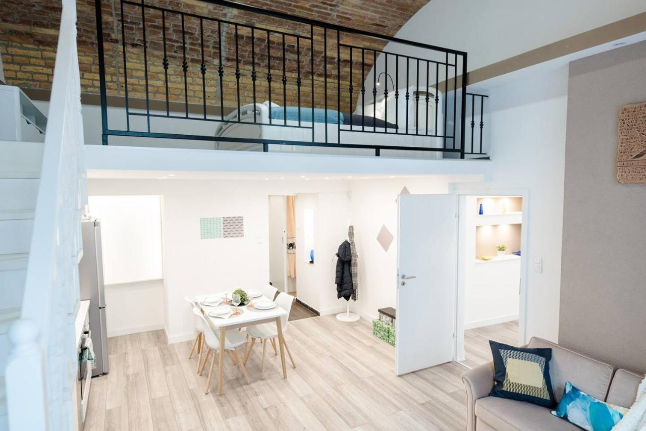 Newly Refurbished At Superb Location Appartement Boedapest