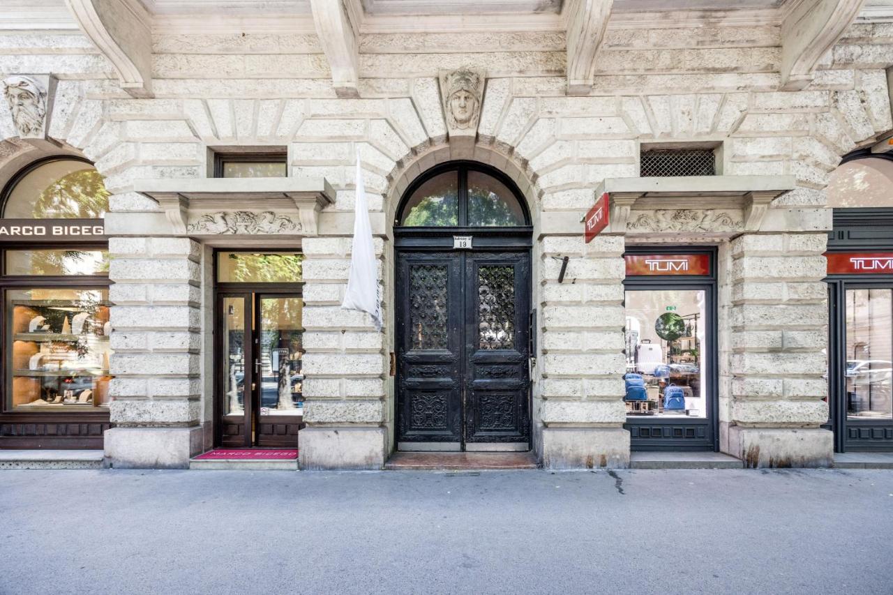 Andrassy 13 Center *
