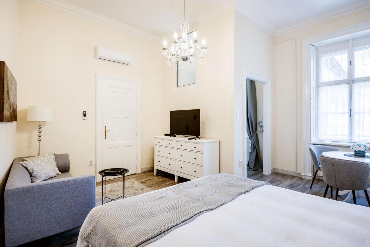 Andrassy 13 Center Apartment *