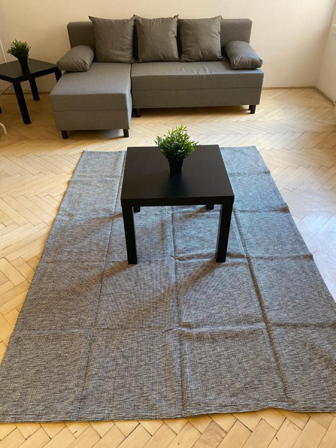 Király78 Huge * Budapest
