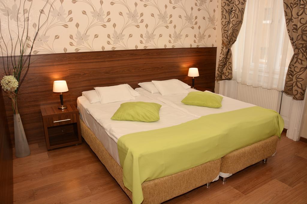 Hotel Elit 3*