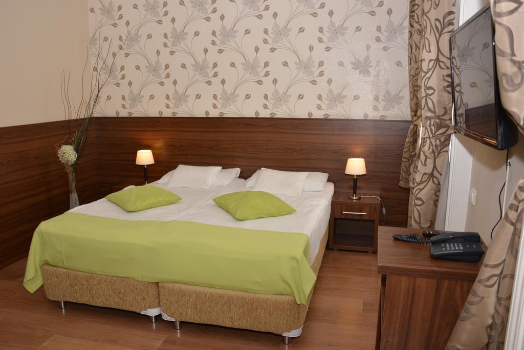 Hotel Elit 3*