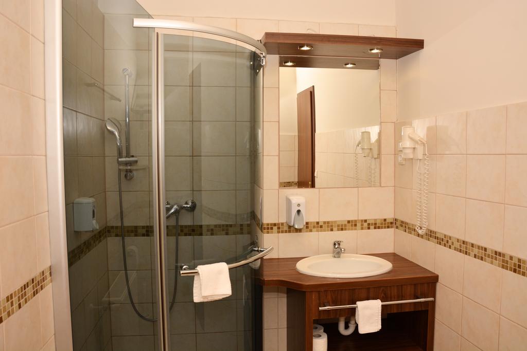 Elit Budapest