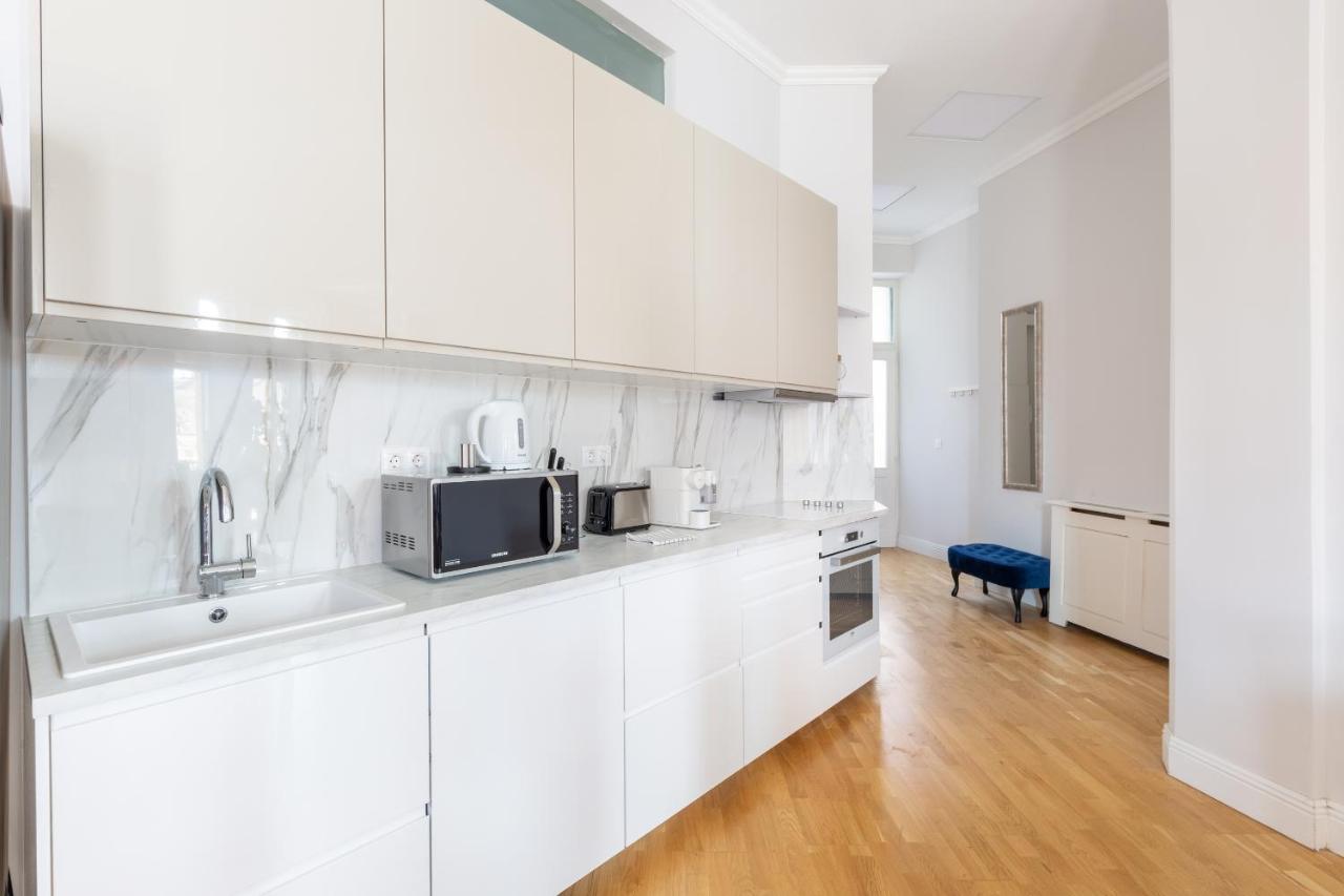 Designer Luxury In The Jewish Quarter
