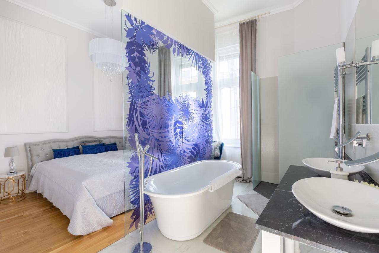 Designer Luxury In The Jewish Quarter Budapest