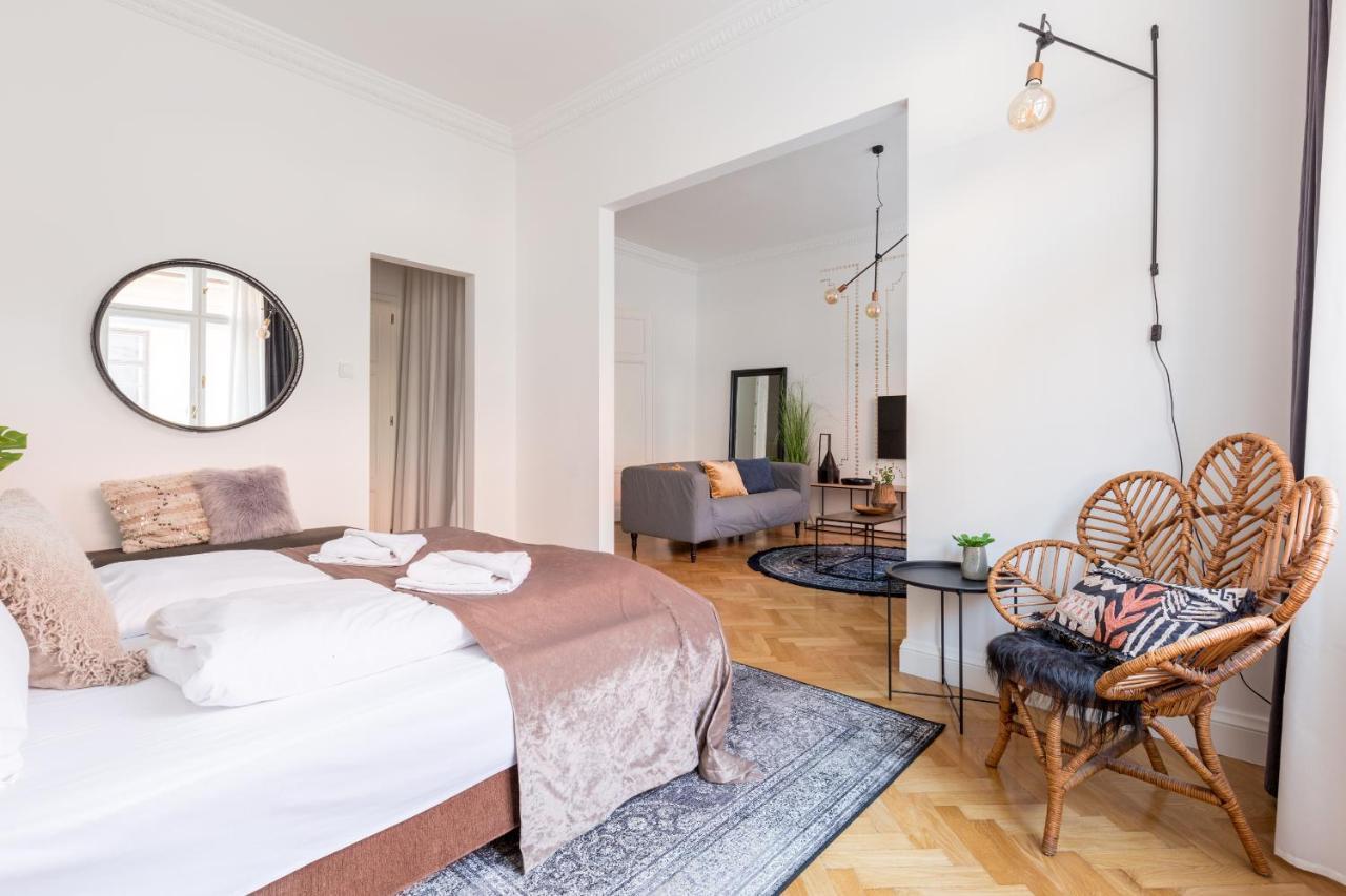 Apartamento Style & Harmony In The Absolute Center Of Budapest