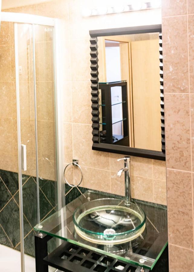 Free Parking! Soho 101, 4 Ppl, Ac, Superfast Wifi, Tv Apartamento Budapest