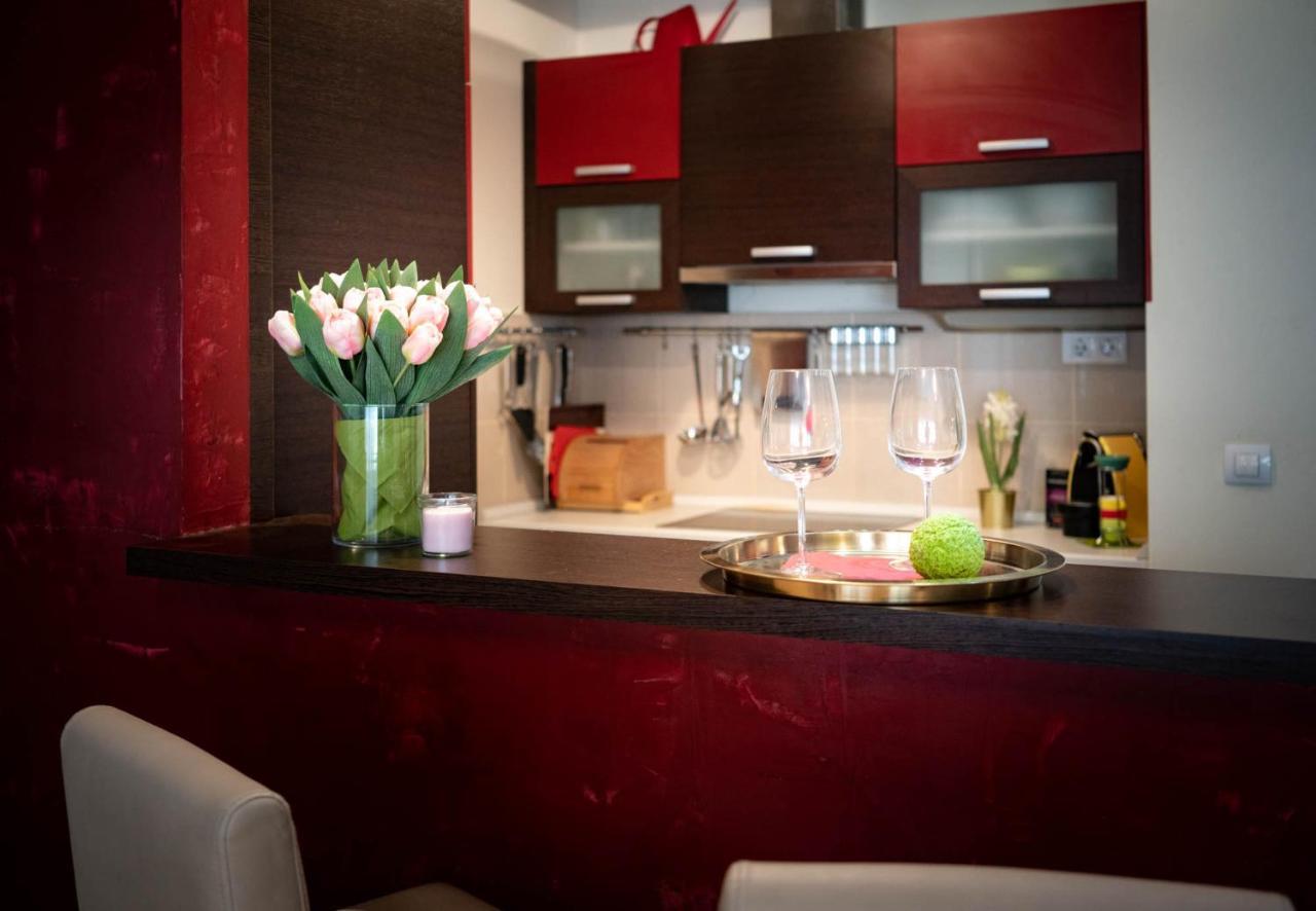 Free Parking! Soho 101, 4 Ppl, Ac, Superfast Wifi, Tv Budapest