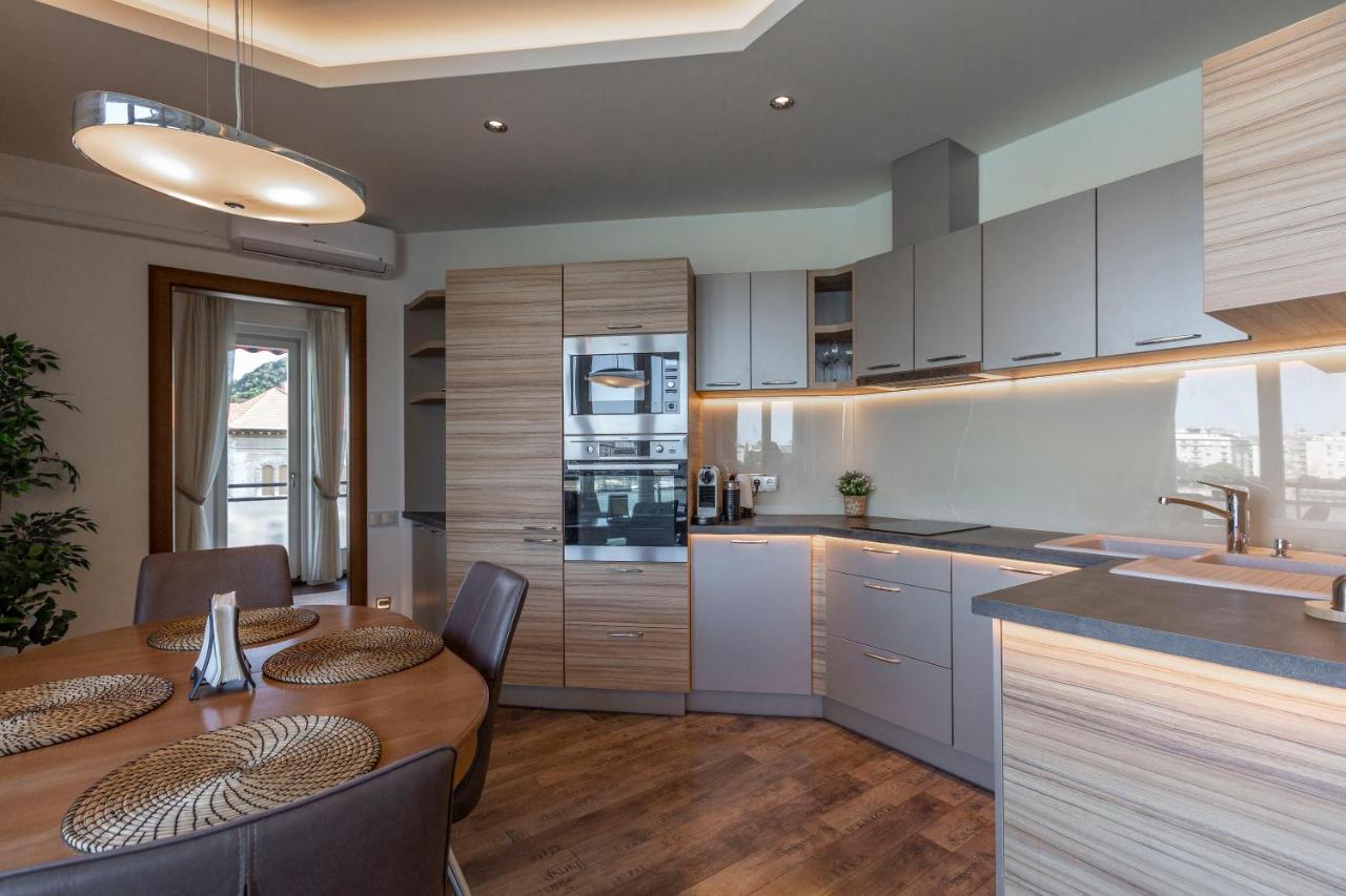 Apartman Luxury With A Beautiful View For The Danube River *