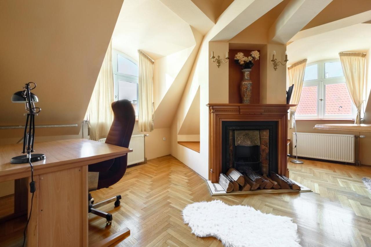 View To The Roofs Luxury With 2 Bedrooms * Budapest