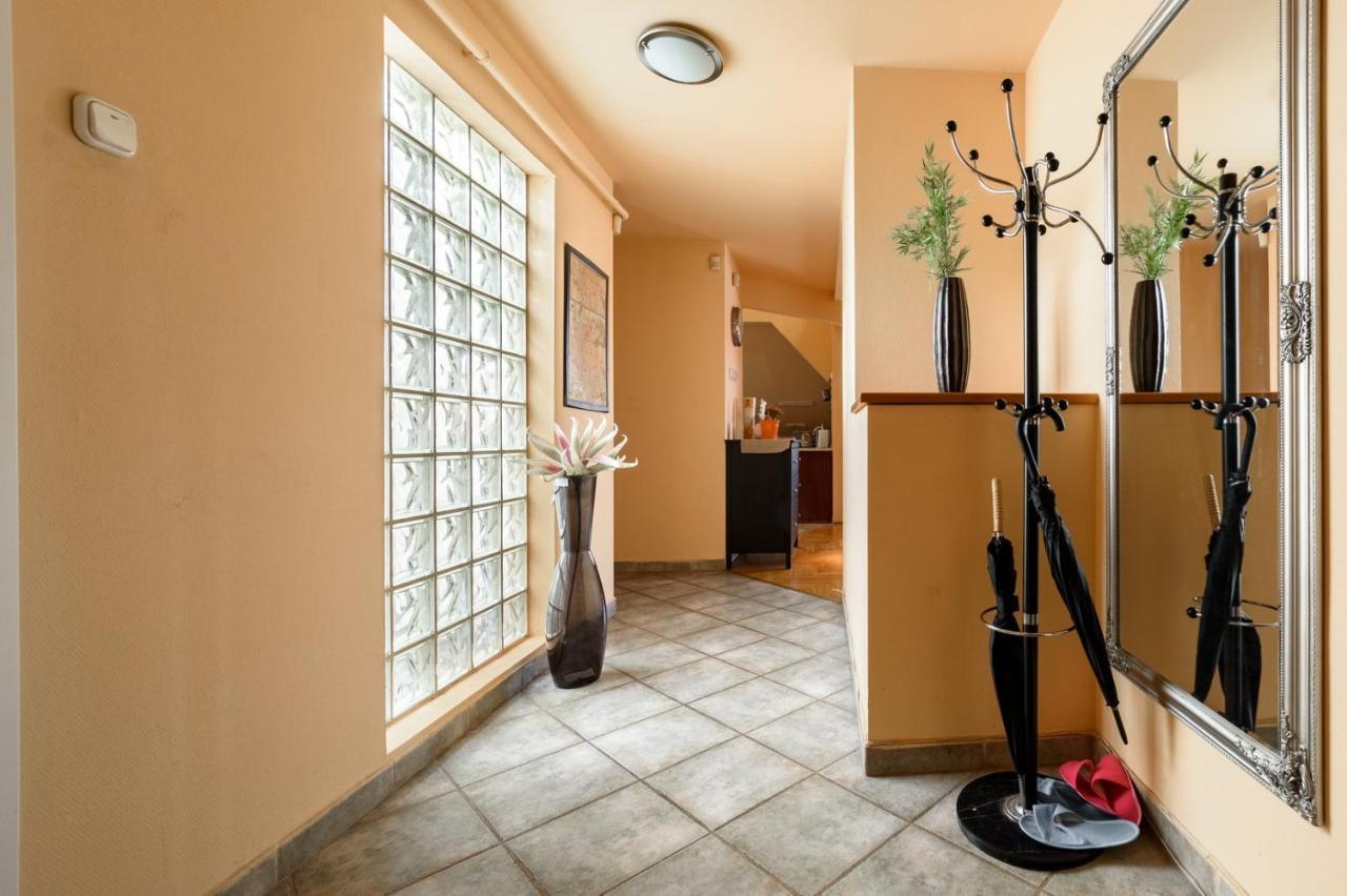 Lejlighed View To The Roofs Luxury With 2 Bedrooms