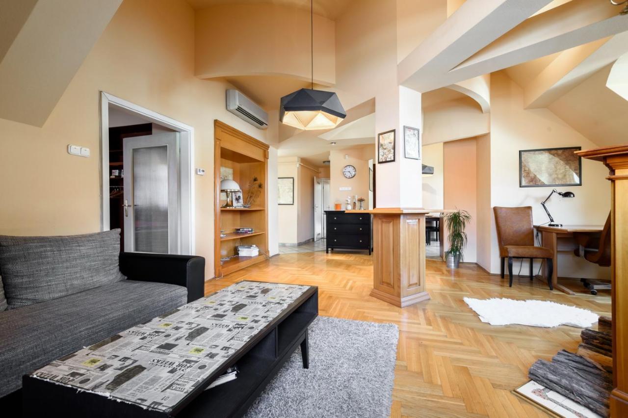 View To The Roofs Luxury With 2 Bedrooms