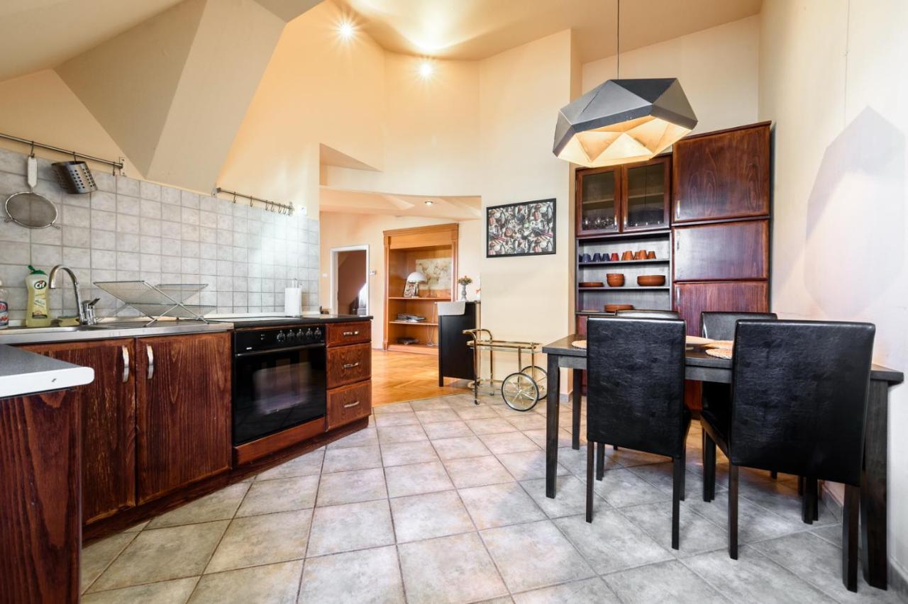 View To The Roofs Luxury With 2 Bedrooms Lejlighed