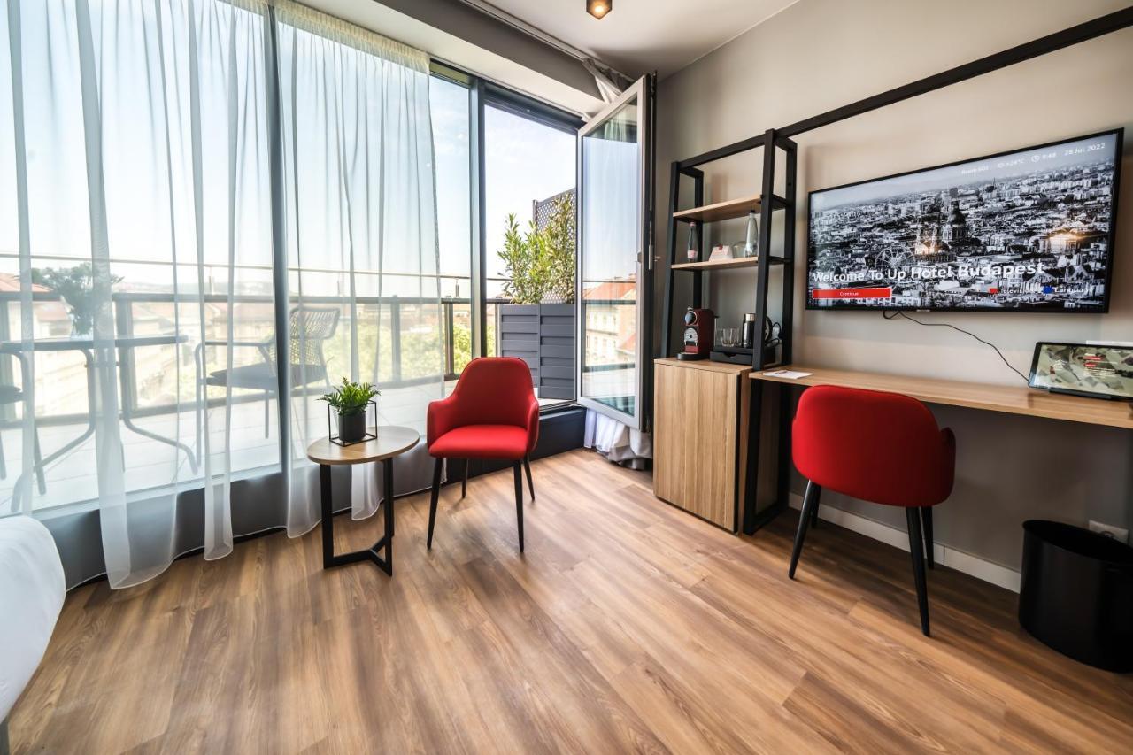 Up Hotel 4*