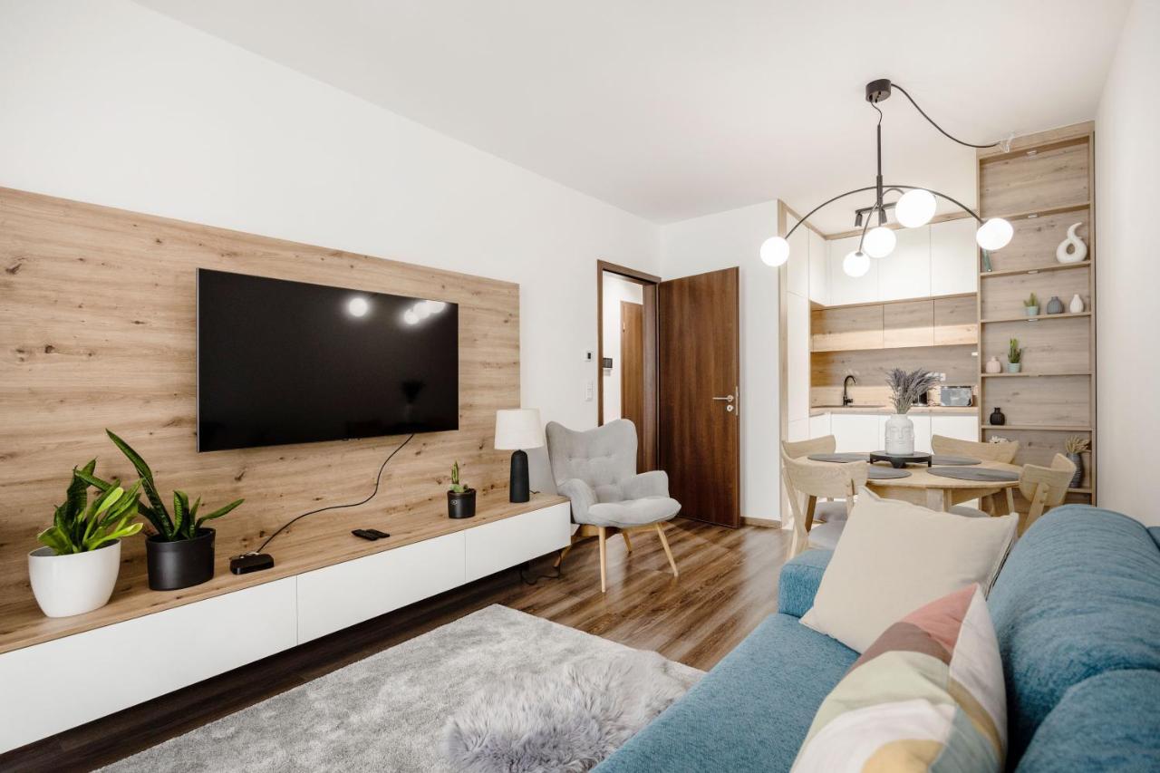 Apartment Walnut Tree