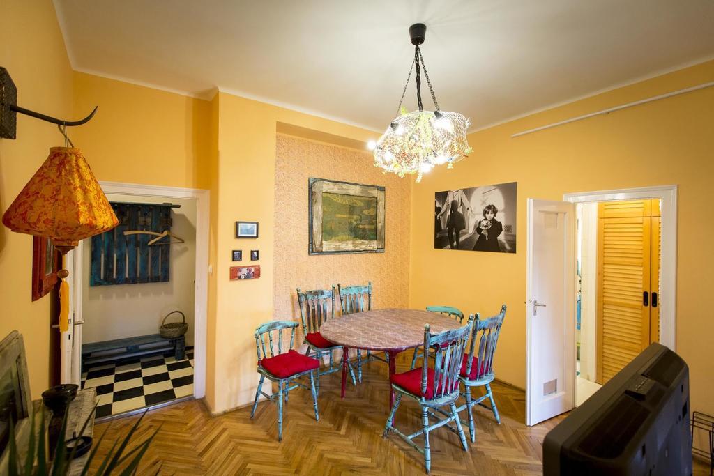 Cosy Art Flat Lägenhet Budapest