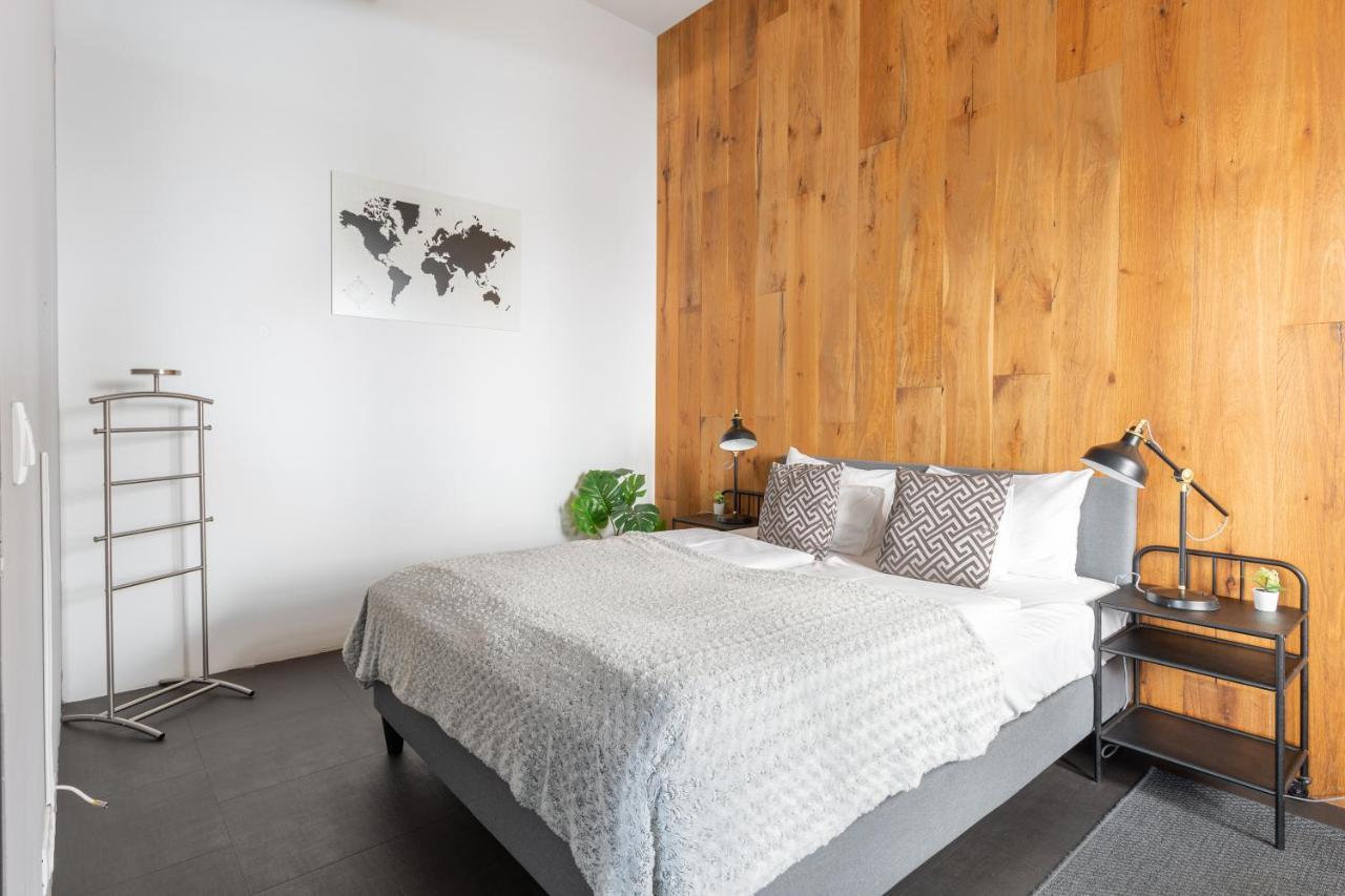 Loft Astoria *