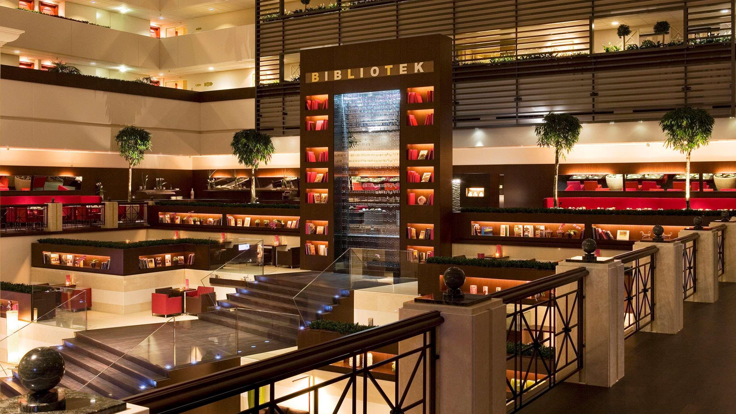Sofitel Chain Bridge