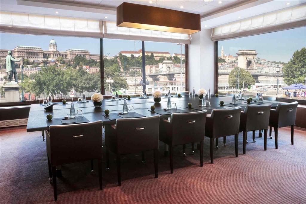 Hotel Sofitel Chain Bridge