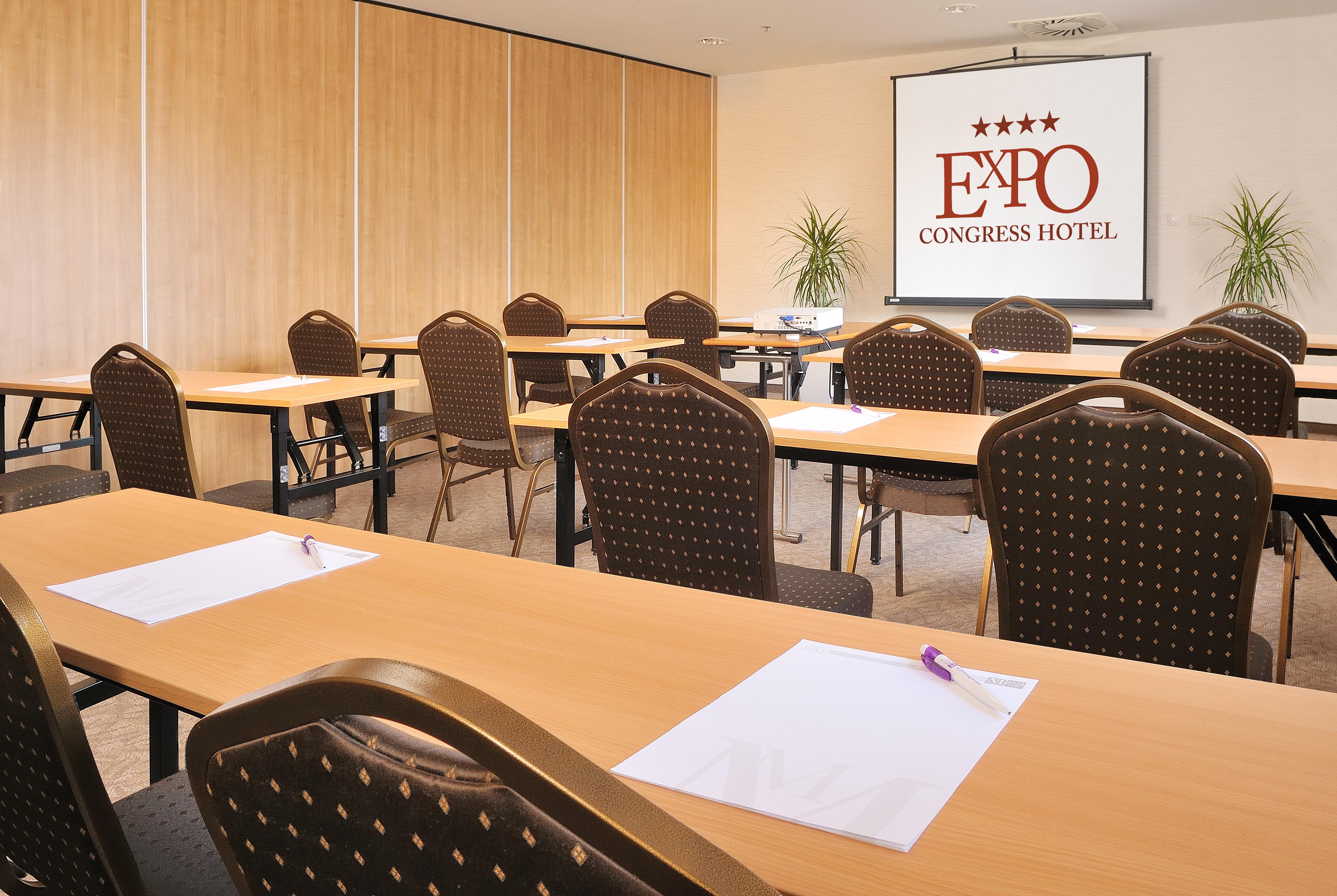 Hotel Expo Tower By Mellow Mood