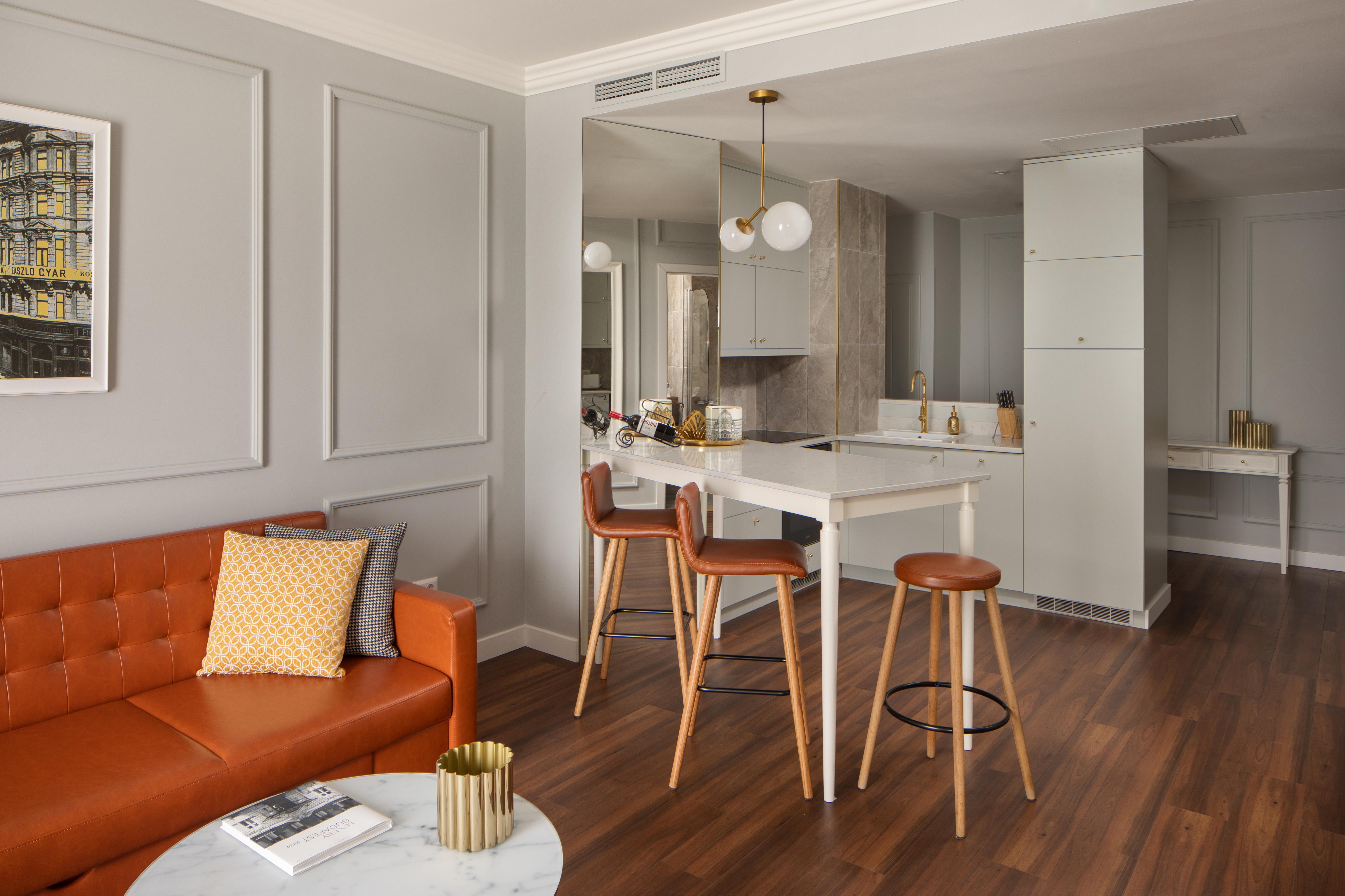 Mamaison Izabella Hotel 4*