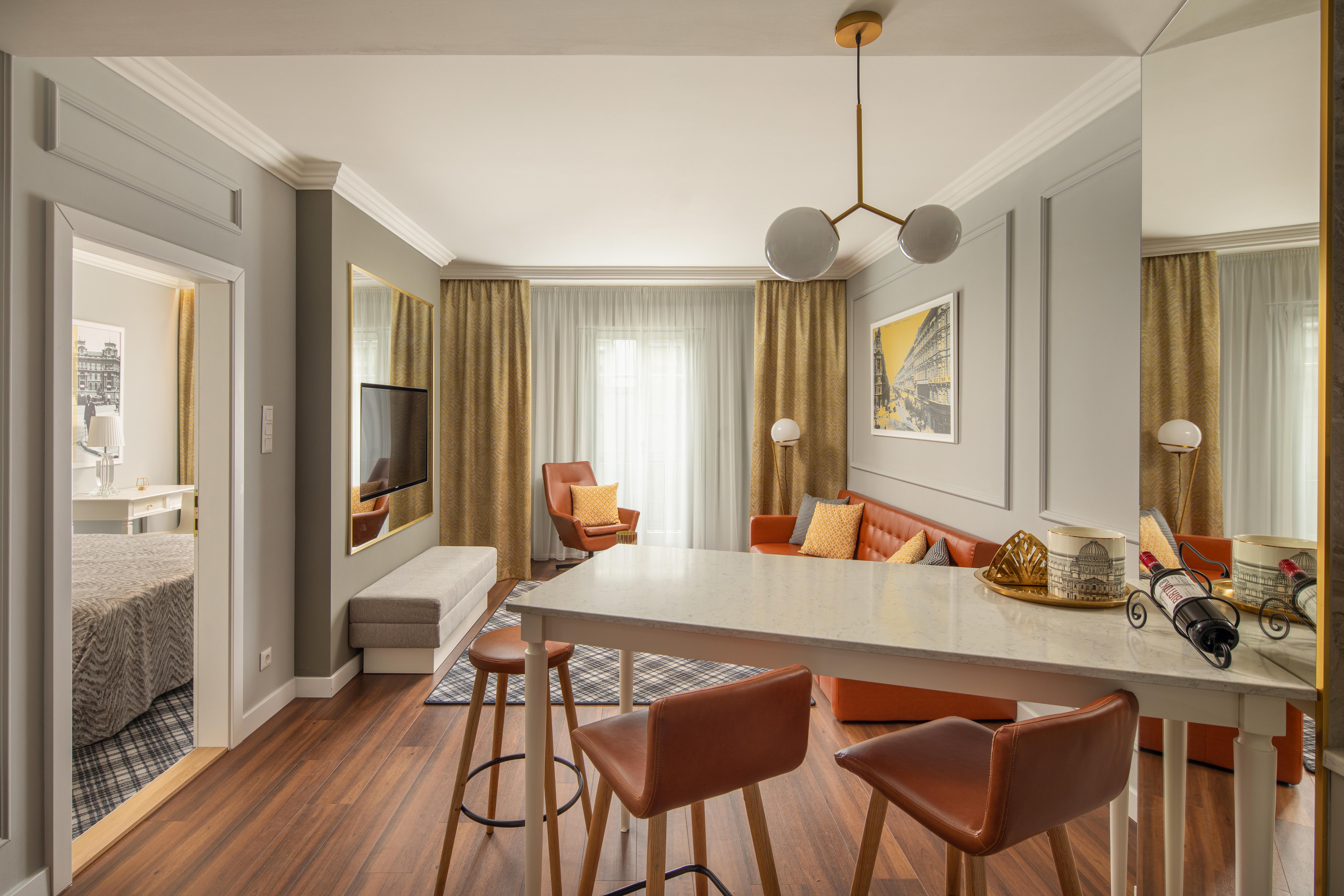 Hotel Mamaison Izabella 4*