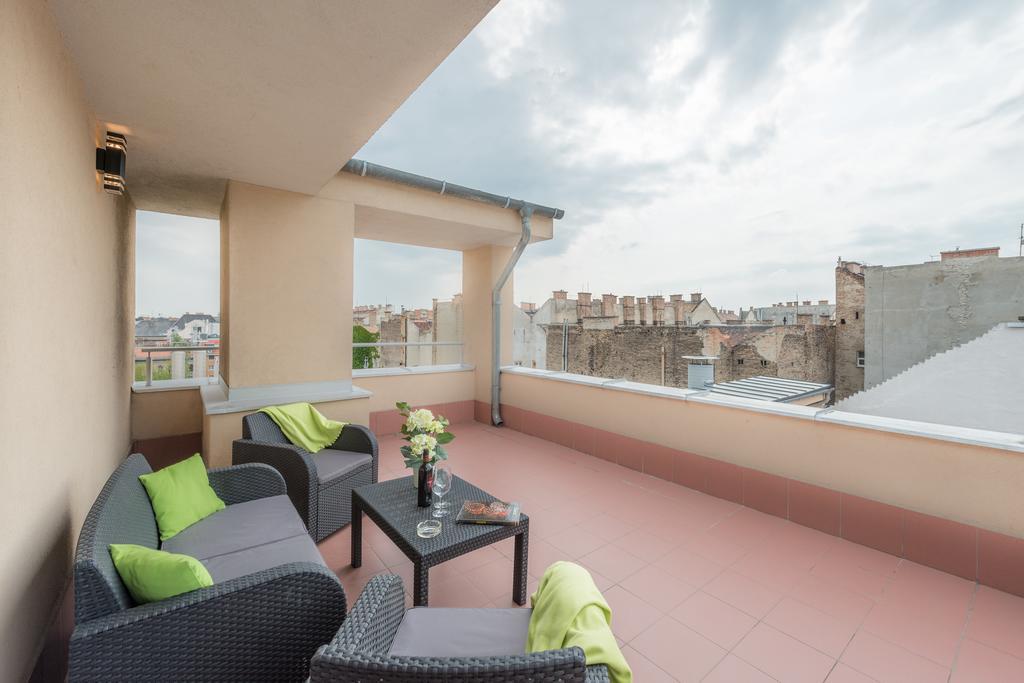 Corvin Plaza Apartamentos&suites Budapest