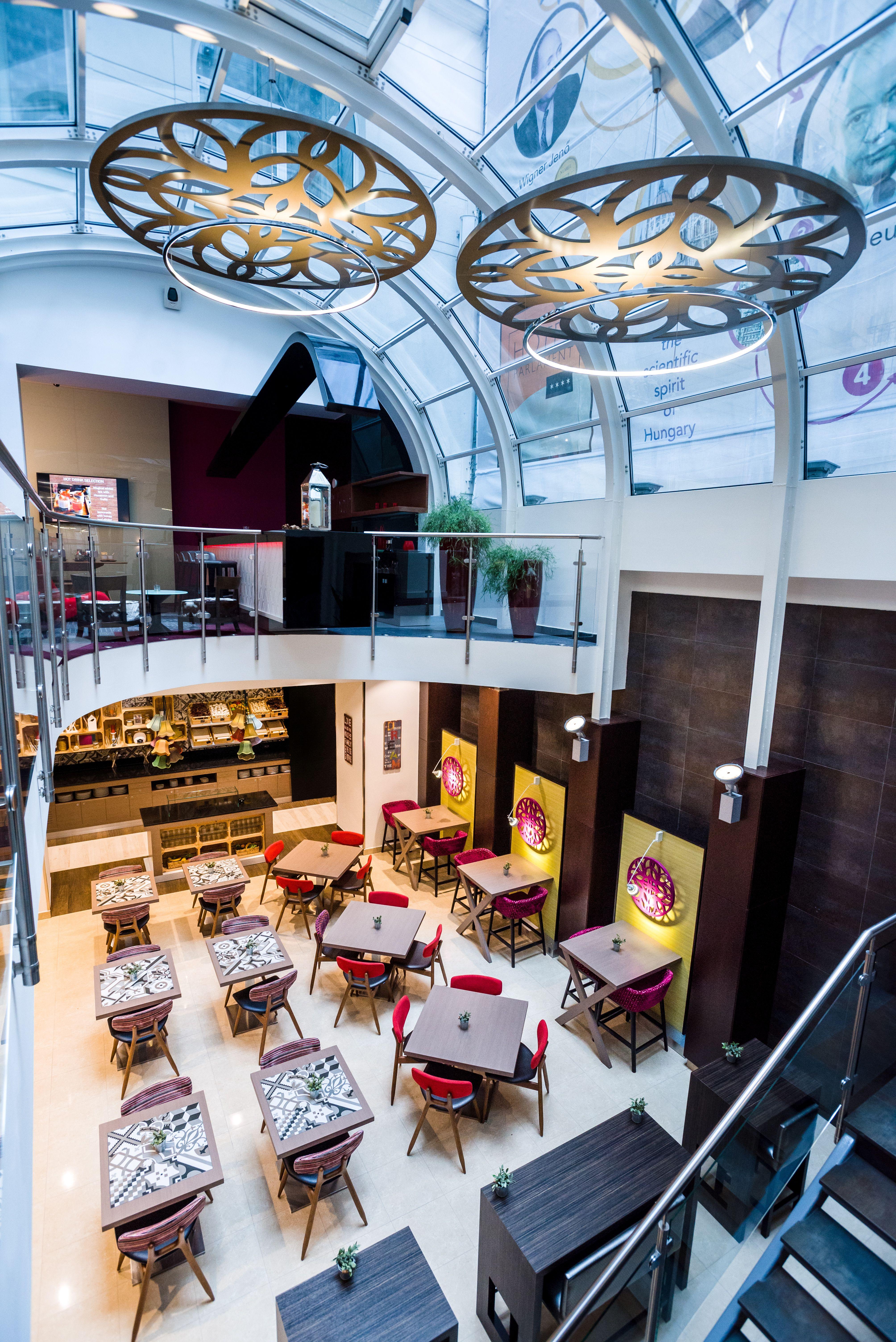 Hotel Ikonik Parlament 4*