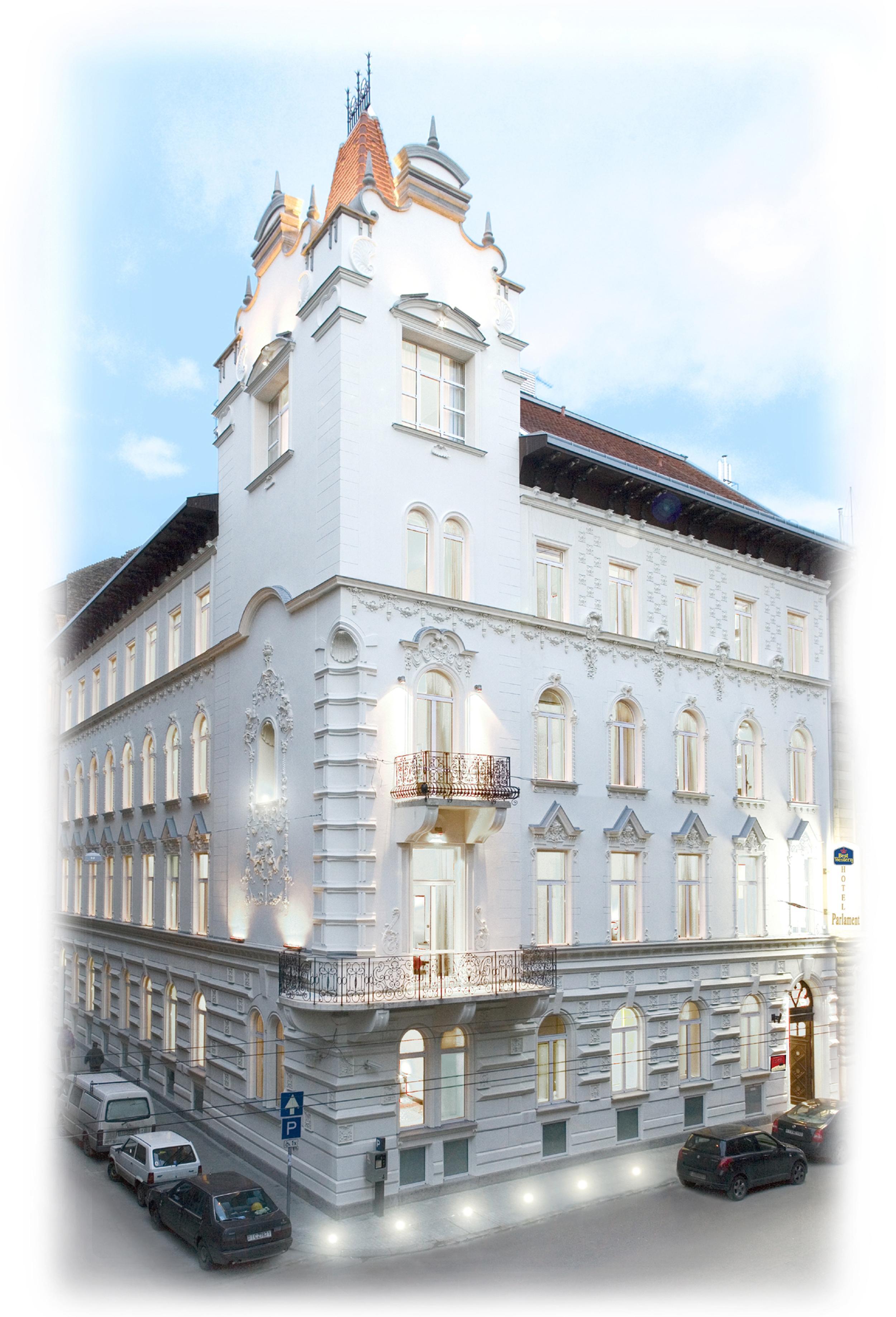 Ikonik Parlament Budapest