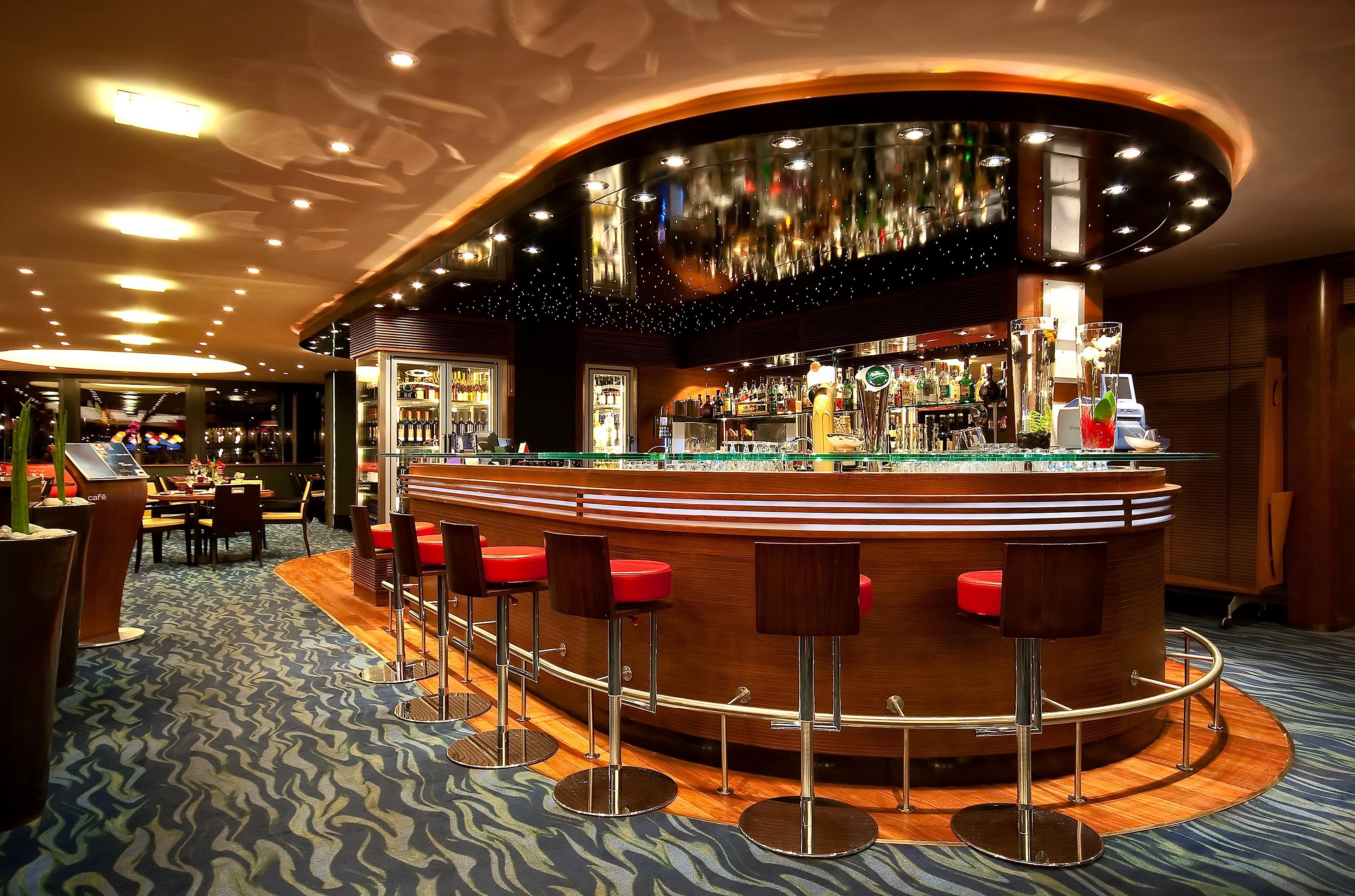 Hotel Novotel Danube