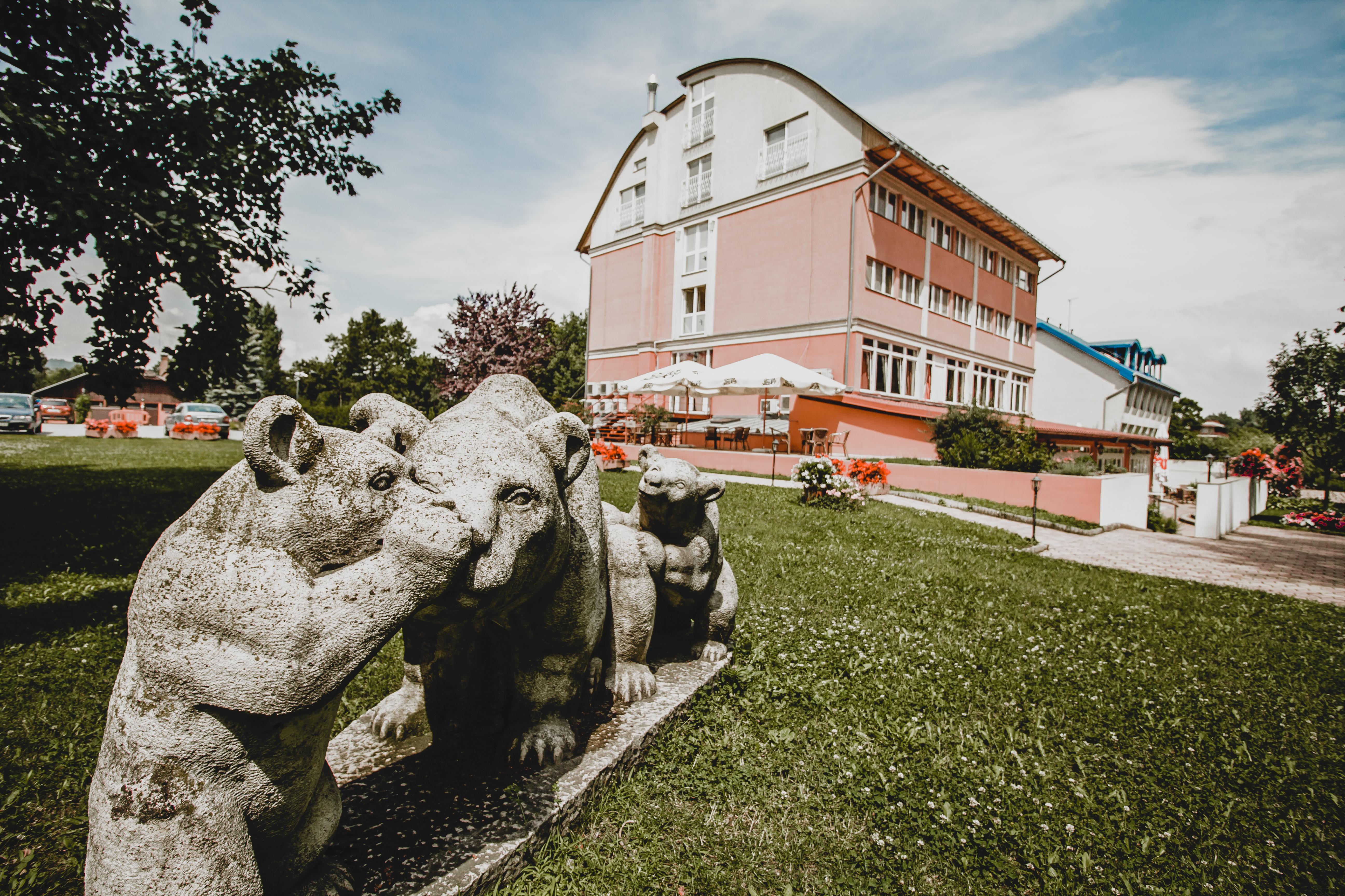 Alfa Art Hotel