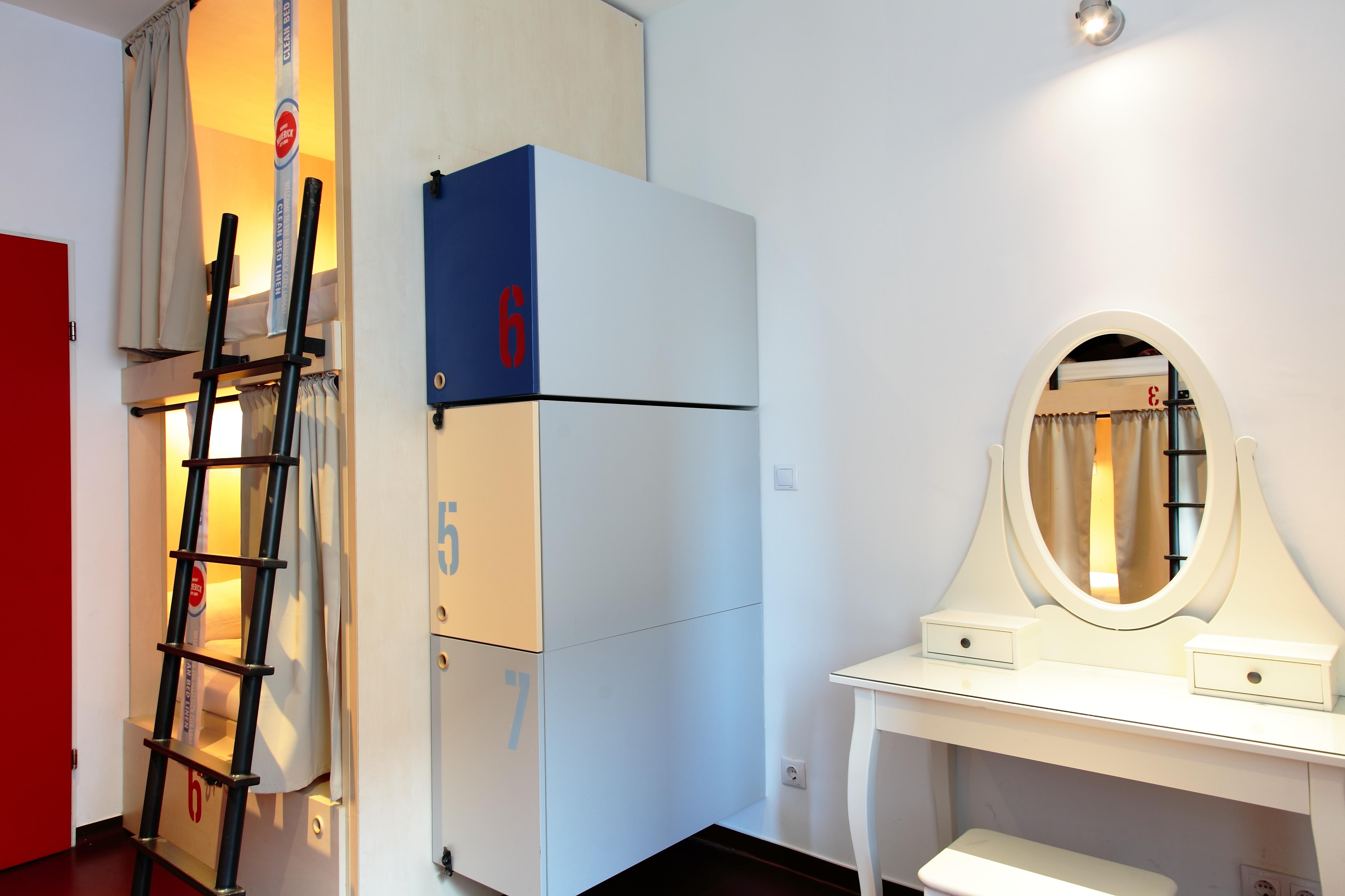 Hostel Maverick Soho *