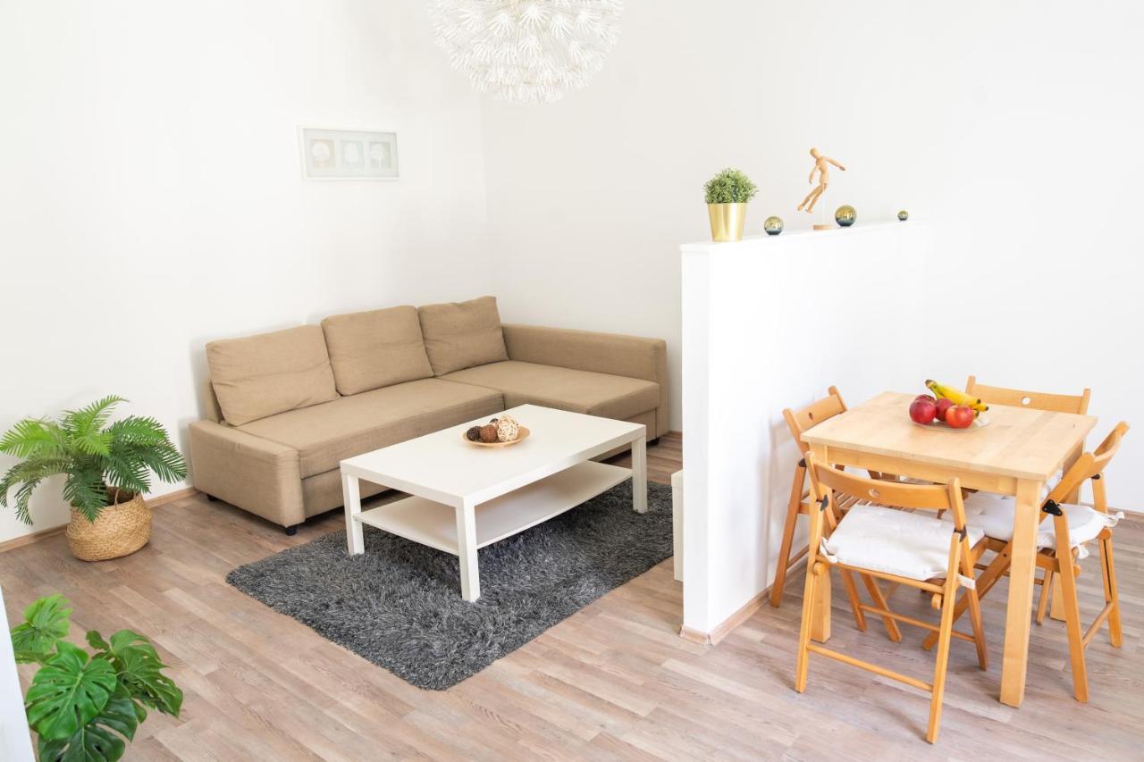N28 Next To Andrassy. * Budapest