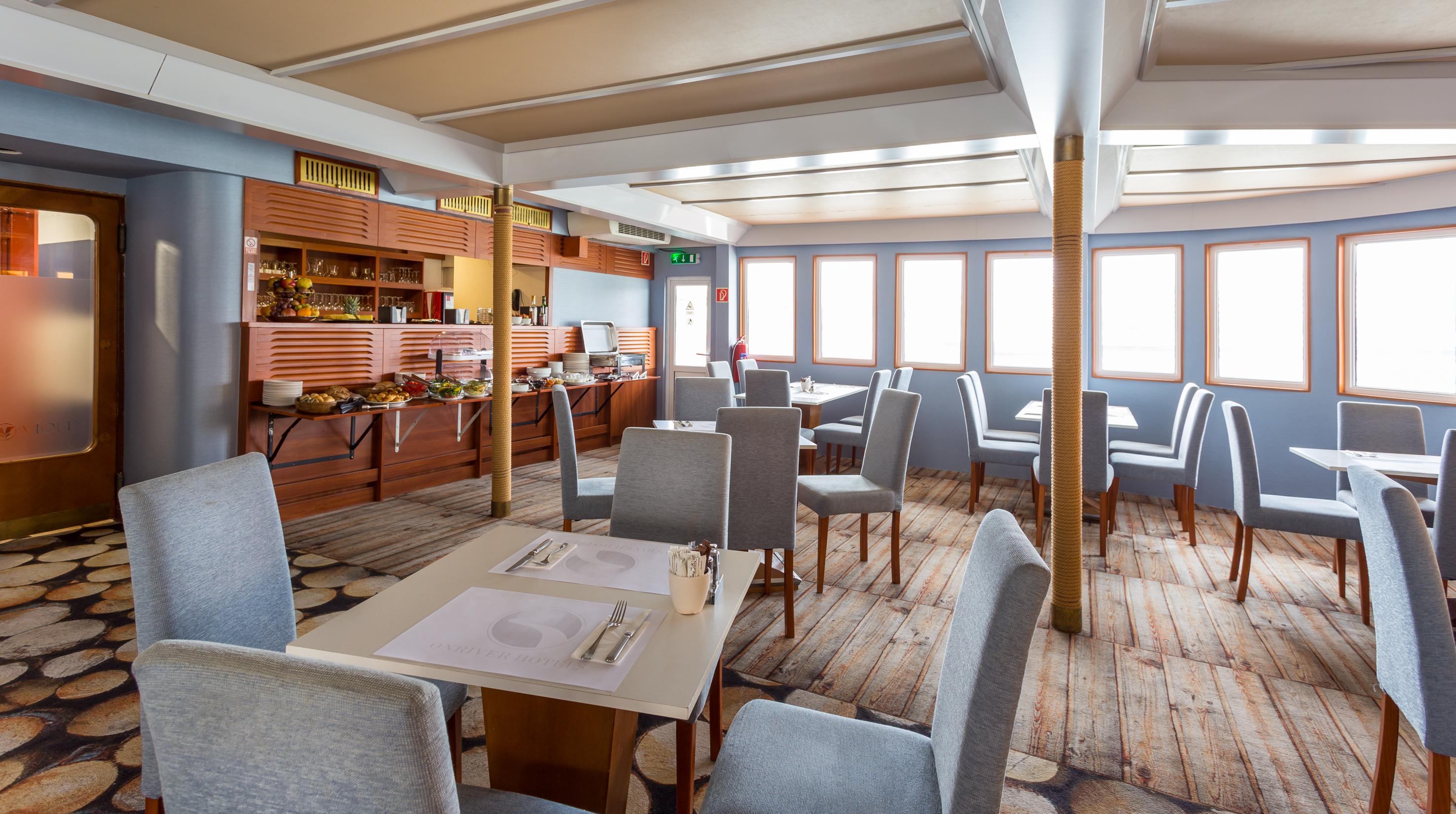 Bateau-hôtel Grand Jules - Boat Budapest