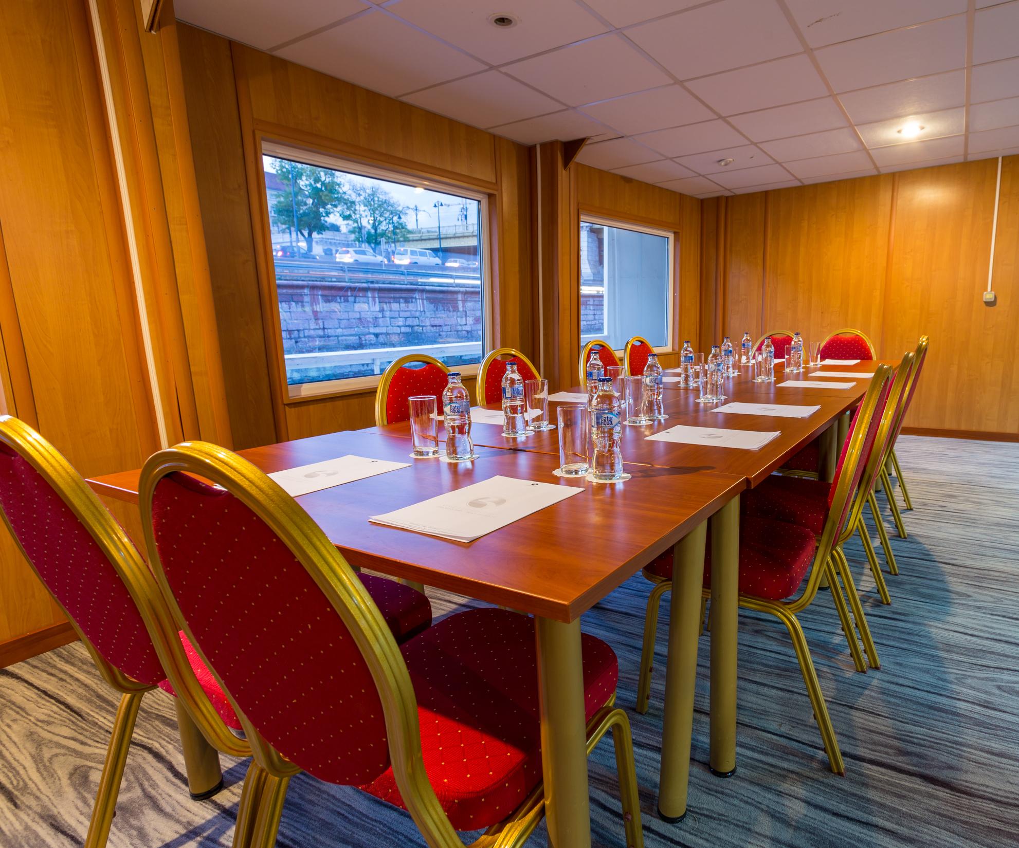Bateau-hôtel Grand Jules - Boat