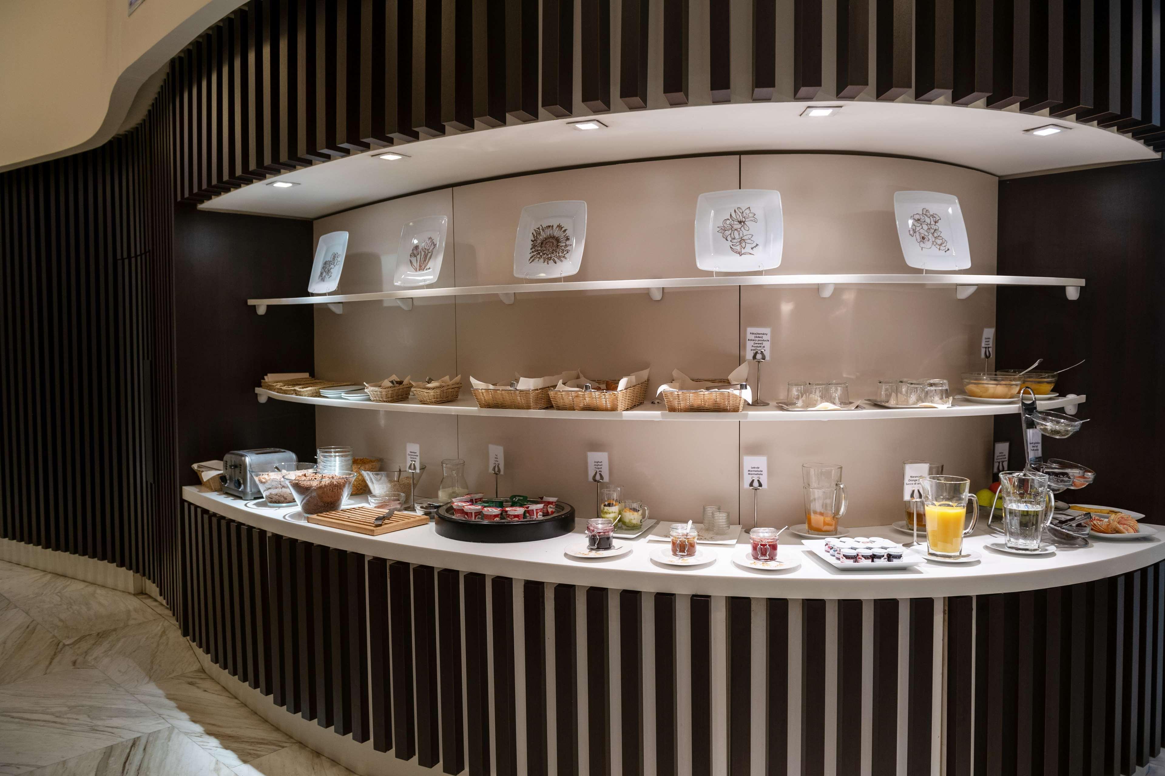 Nh Collection Center Hotel 4*