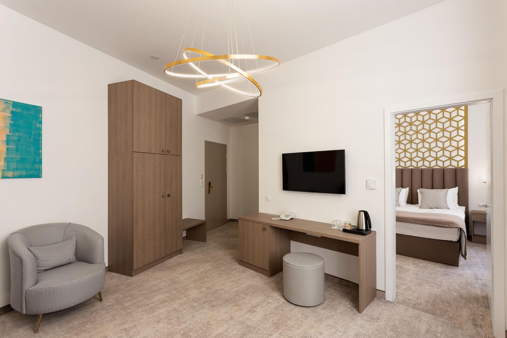 Hotel Mera