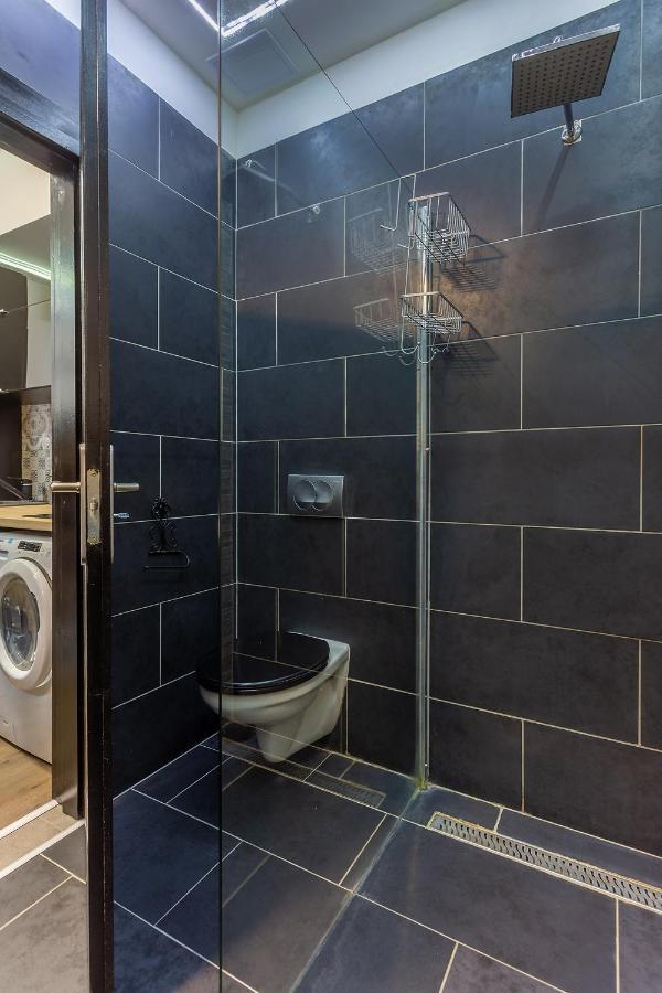 Goldcentral Akacfa Apartment Budapest