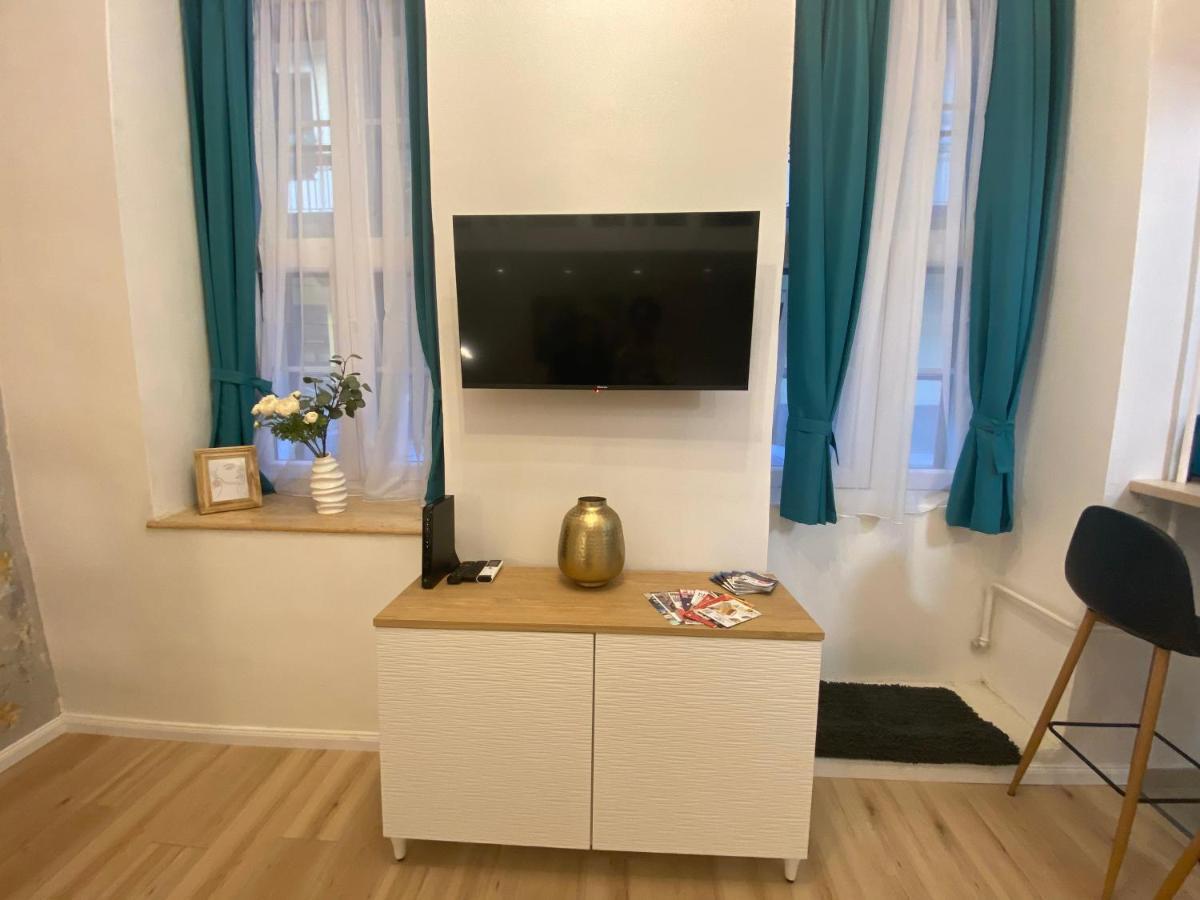 Lejlighed Goldart Design In The Heart Of
