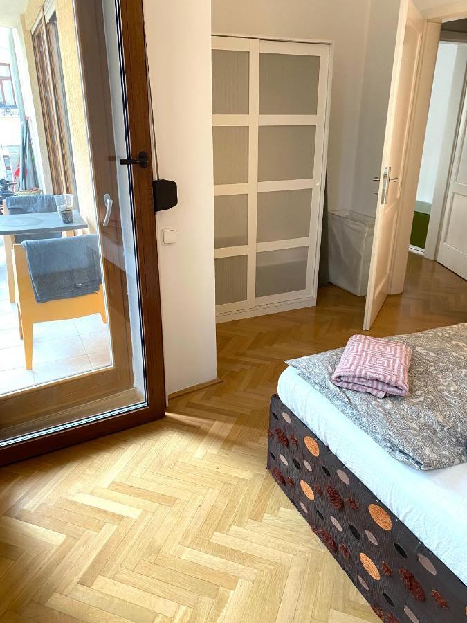 Apartment Heart By Gozsdu *