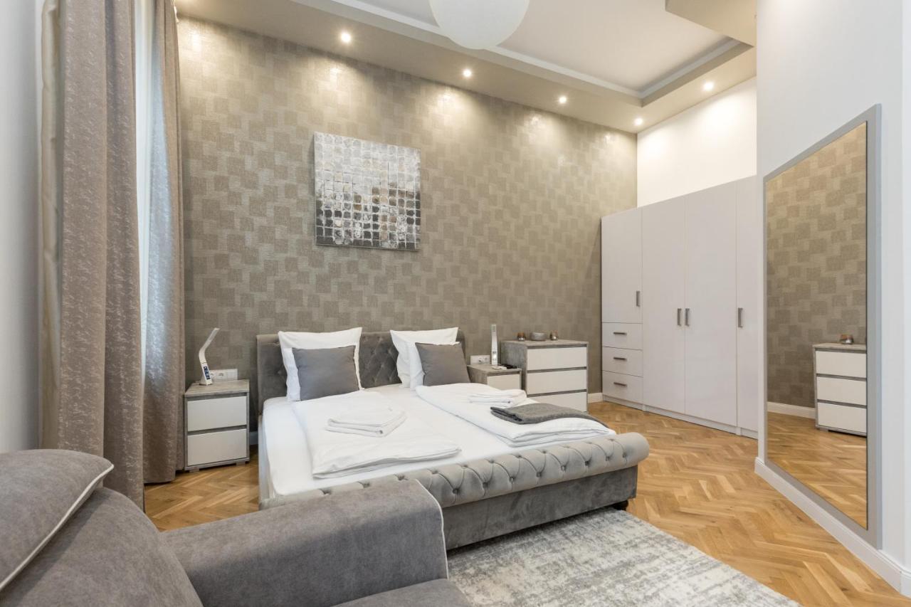 Apartment Center Grand Luxury W 2br/2bt