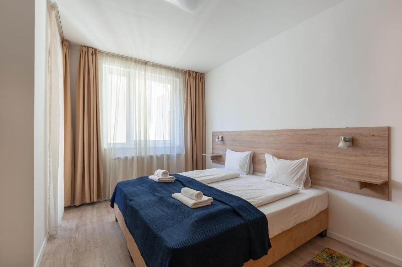Lejlighed Lovely 1-bedroom In The Center With Terrace