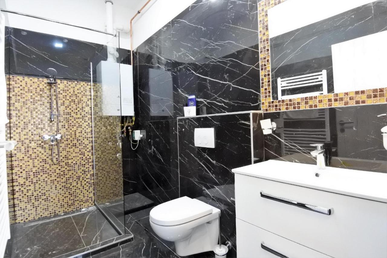 Sas Street Luxory Apartment