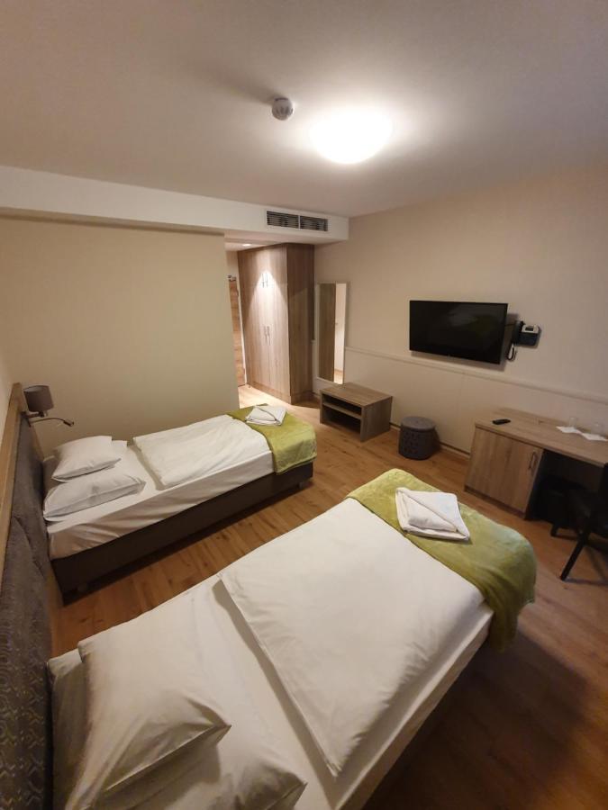 D50 Hotell